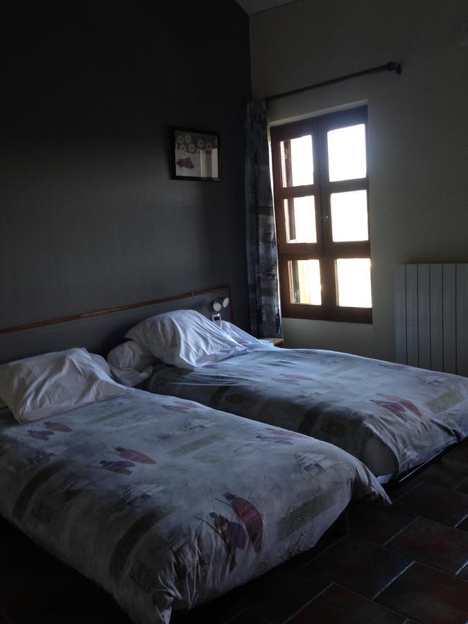Auberge La Borie Nantes Ruang foto