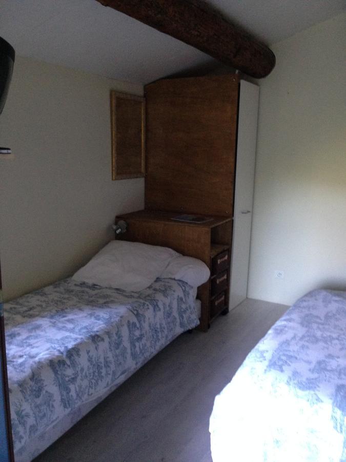 Auberge La Borie Nantes Ruang foto